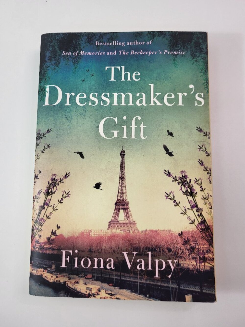 The Dressmaker's Gift Fiona Valpy Paperback Book 2019 Historical Fiction
